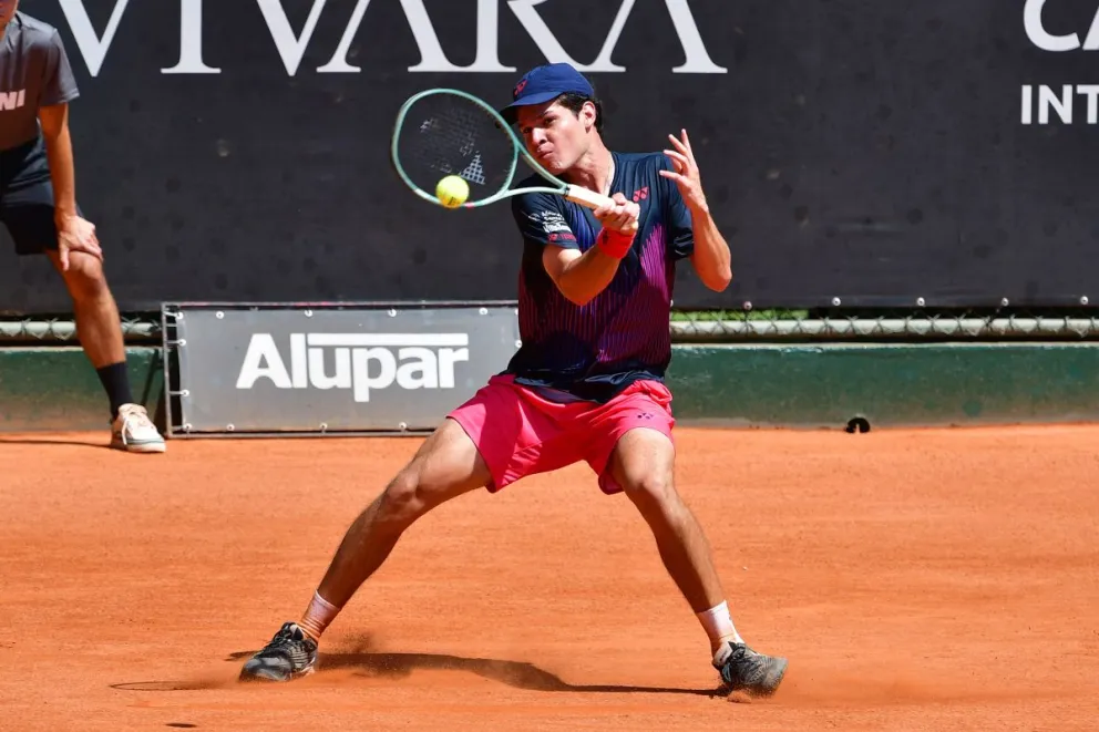 Prado durante su partido con el argentino Collarini. Foto: Instituto Sports.