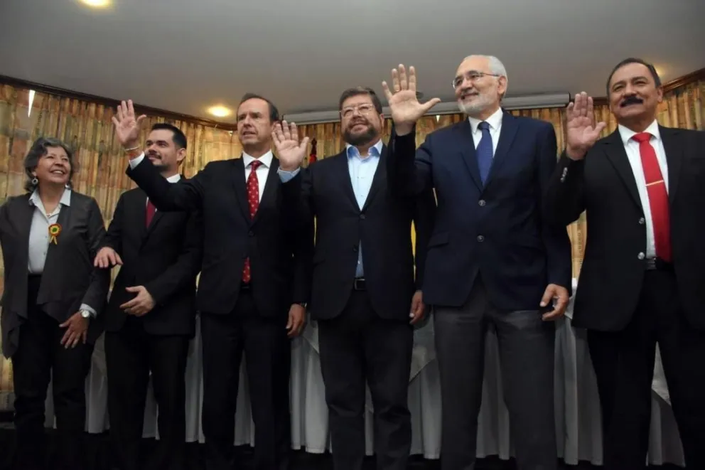 Los integrantes del Bloque de Unidad. FOTO: APG