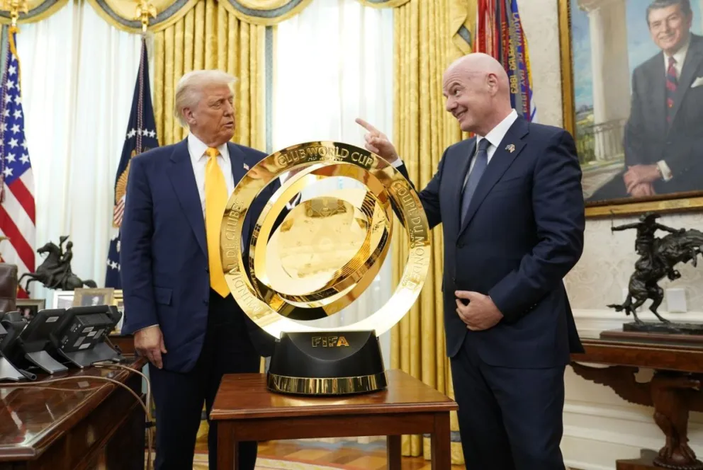 Fotografía de archivo de Gianni Infantino, presidente de la FIFA, y Donald Trump, presidente de los Estados Unidos. Foto: EFE