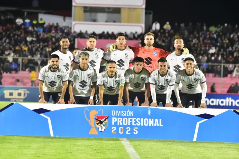 Ramírez y Quinteros fueron titulares ante Real Tomayapo. Foto: APG.