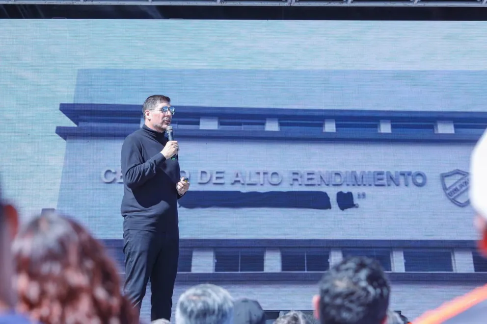 Claure durante la inauguración del CAR en la zona de Ananta. Foto: Club Bolívar.