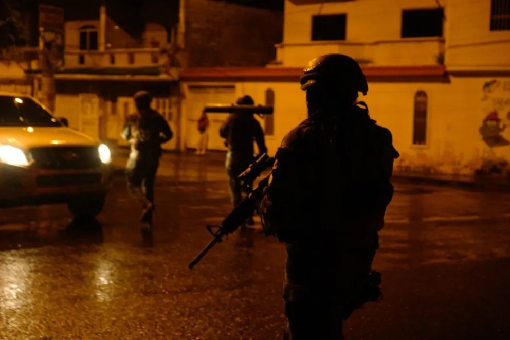 Un operativo de las fuerzas militares contra la violencia en Ecuador. Foto: El Comercio / API