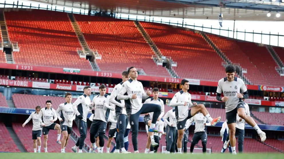 El conjunto blanco durante su entrenamiento en Inglaterra. Foto: Real Madrid.