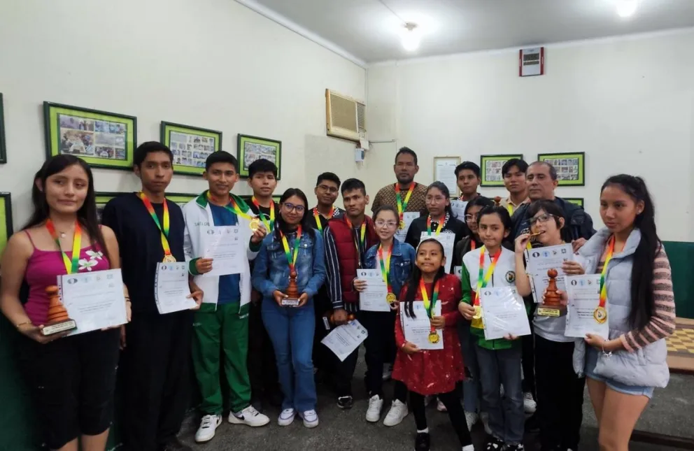 Los mejores del tercer Grand Prix Nacional. Foto: Federación Boliviana de Ajedrez.