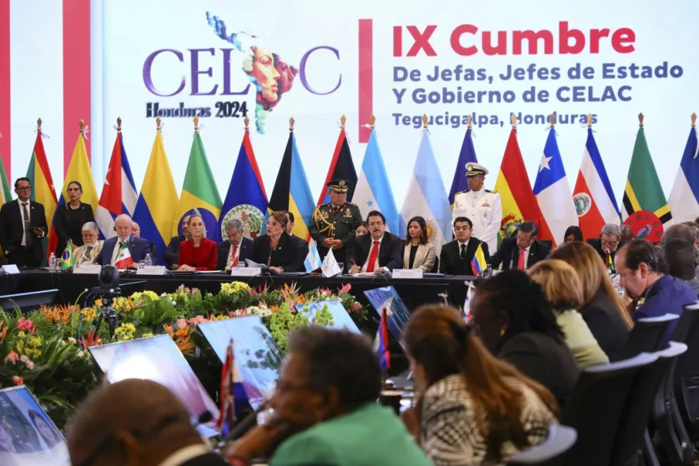 Jefes de Estado y de Gobierno durante la IX Cumbre de la Celac, en Tegucigalpa (Honduras). Foto: EFE