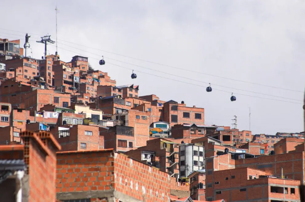 Una ladera La Paz (Bolivia). Foto: EFE/ Gabriel Márquez