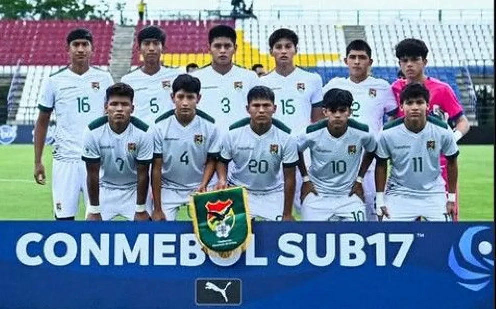Formación inicial que presentó Bolivia en el partido de este viernes frente a Ecuador. Foto: FBF