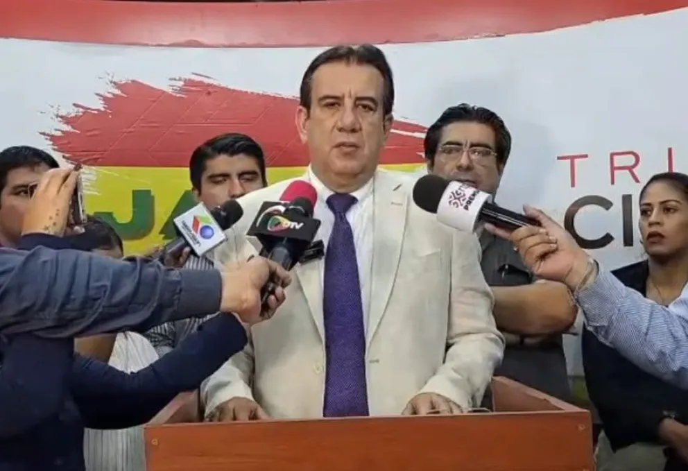 Jaime Soliz, líder del frente Únete, brinda conferencia de prensa. Foto: Noticias Primera Línea