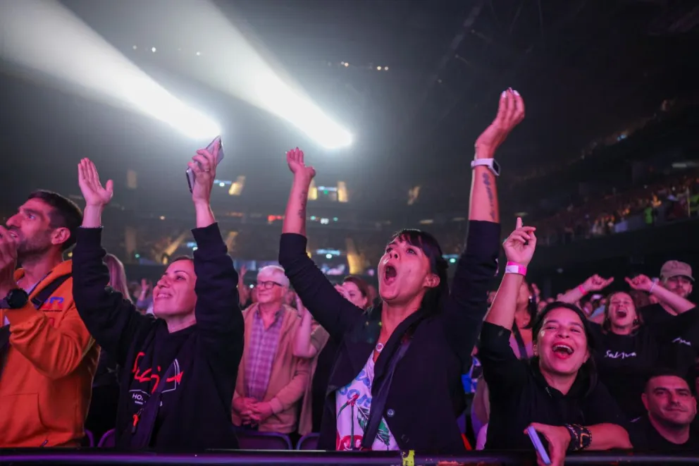 Parte de los asistentes al concierto del "maestro". Fotos: EFE
