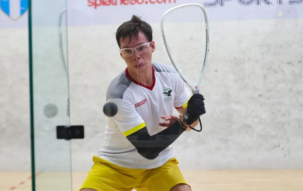 Keller durante un partido en el torneo. Foto: Confederación Panamericana de Ráquetbol.