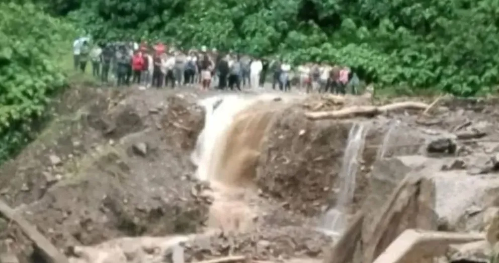 Uno de los sectores afectados por la mazamorra, este sábado. Foto: Unitel / Captura de video