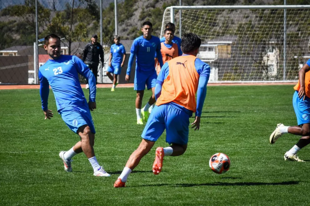 Un entrenamiento de la Academia en Ananta. Foto: Club Bolívar.