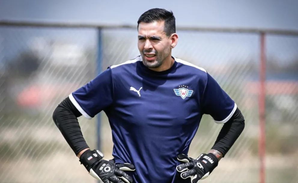 Arnaldo Giménez en una práctica anterior del conjunto aviador de Cochabamba. Foto: Wilstermann.