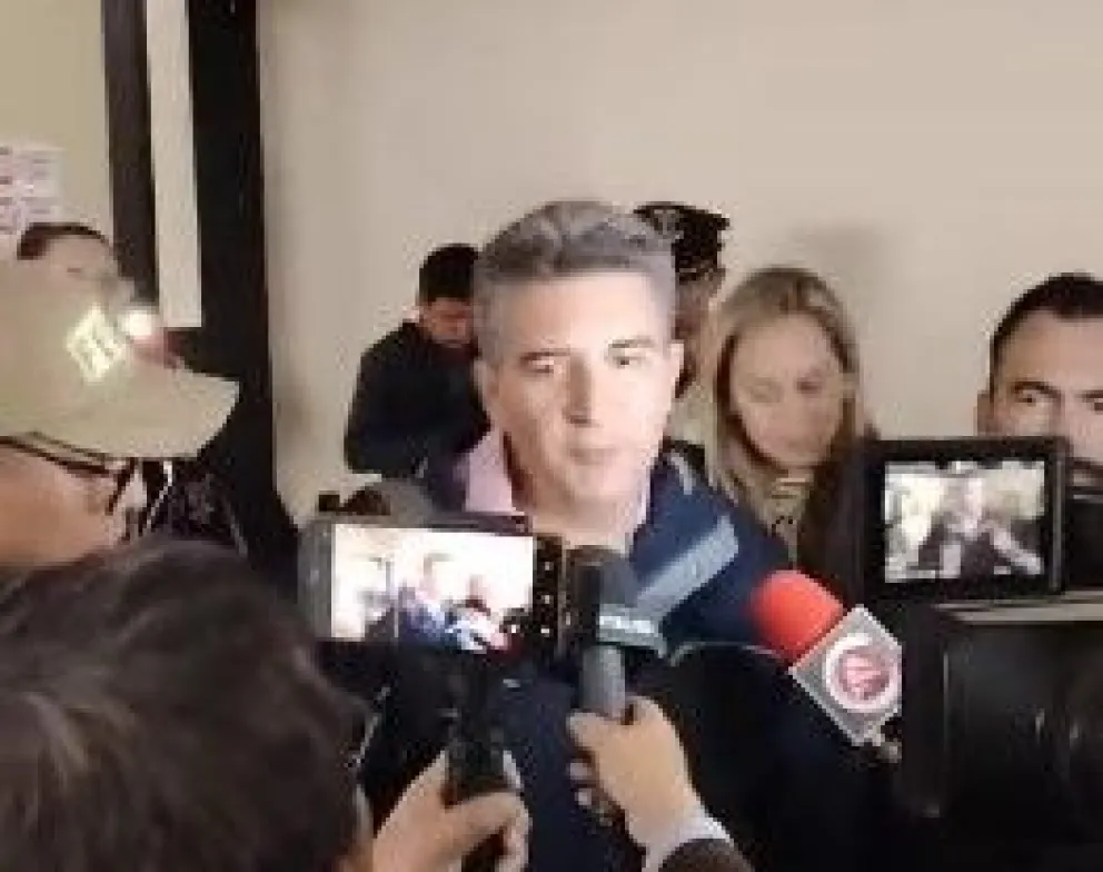 El diputado Richard Ribera en el aeropuerto de El Alto. Foto: captura