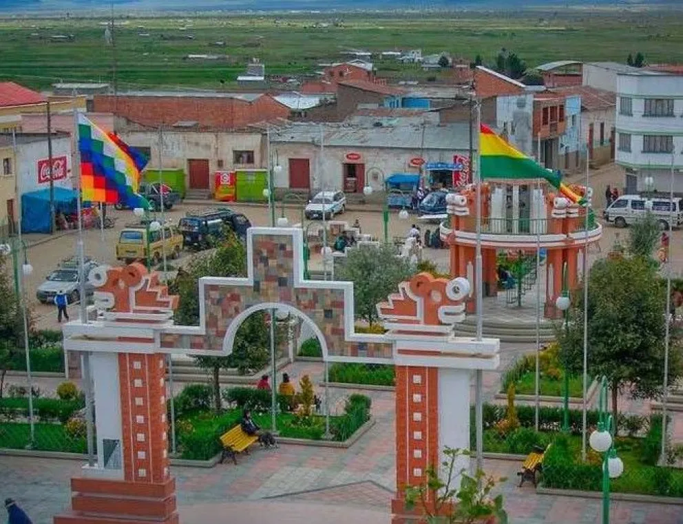 La plaza principal de Patacamaya. Foto: ABI (Archivo)