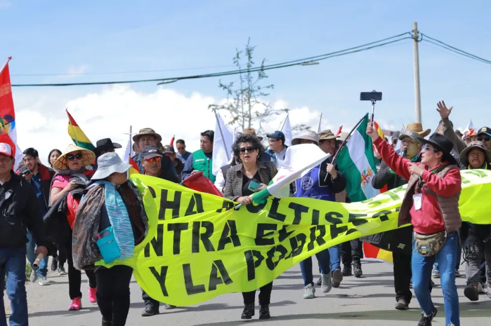 La marcha de El Alto a La Paz, protagonizada por el  Comité Multisectorial. Foto: APG