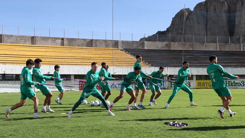 Jugadores de Palmeiras en pleno entrenamiento en Achumani. Foto: Club Palmeiras.