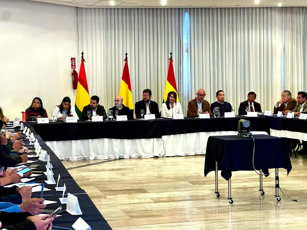 Reunión de la alianza Unidad de Samuel Doria Medina. Foto: Samuel Doria Medina