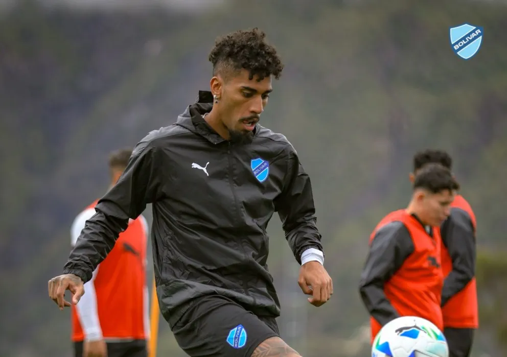 El delantero de la Academia Fábio Gomes liderará el ataque celeste. Foto: Club Bolívar.