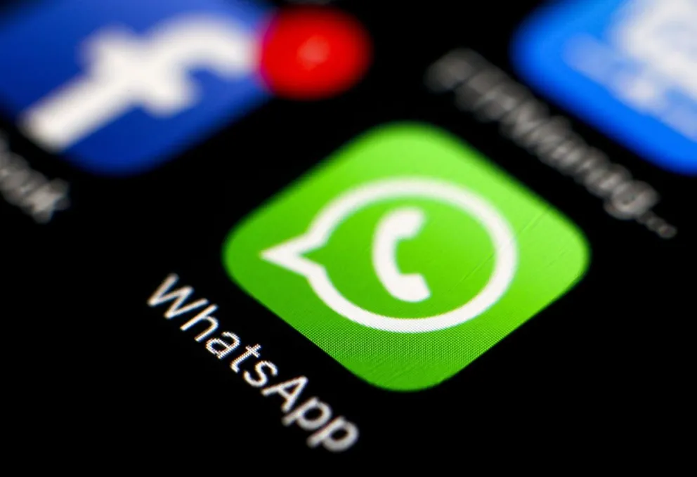 Foto de archivo del logo de la aplicación de mensajería instantánea WhatsApp. Foto: EFE