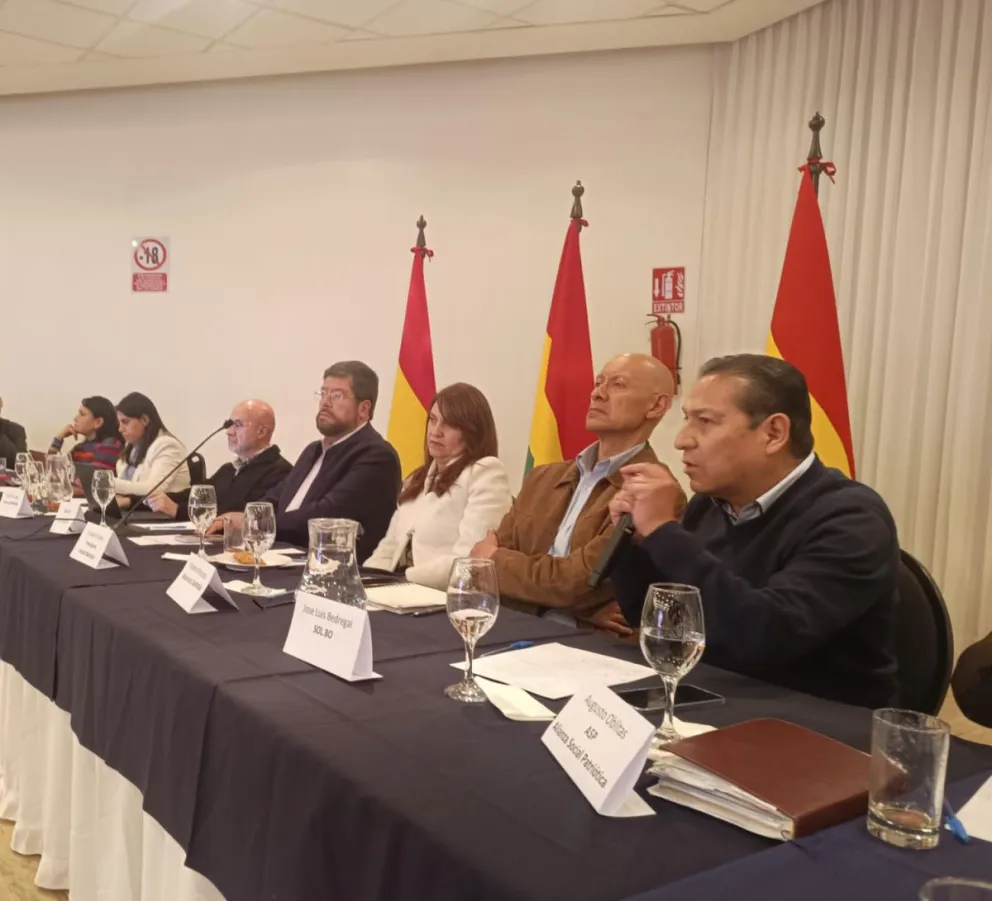 Sol.bo reafirmó su apoyo al empresario.     Foto: Prensa Sol.bo