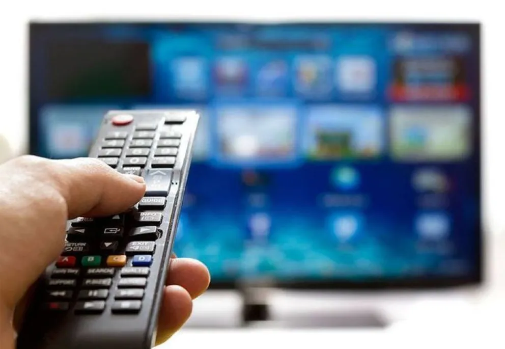 Usuarios se quejan por un alza en las tarifas del servicio de Tigo. Foto: ABI