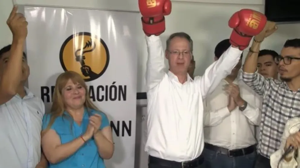 Dunn, durante su proclamación con el PDC, ayer. Foto: Captura de video