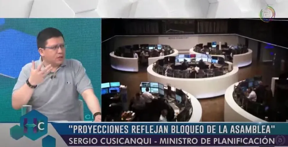 El ministro de Planificación, Sergio Cusicanqui, en entrevista con Bolivia TV- Foto: ABI