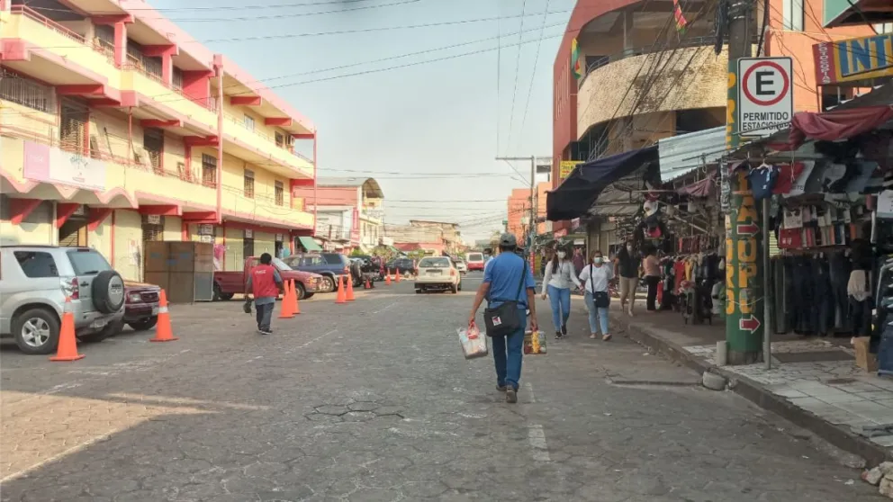 Vista del mercado de La Ramada, donde ocurrió el crimen. FOTO: EjuTv