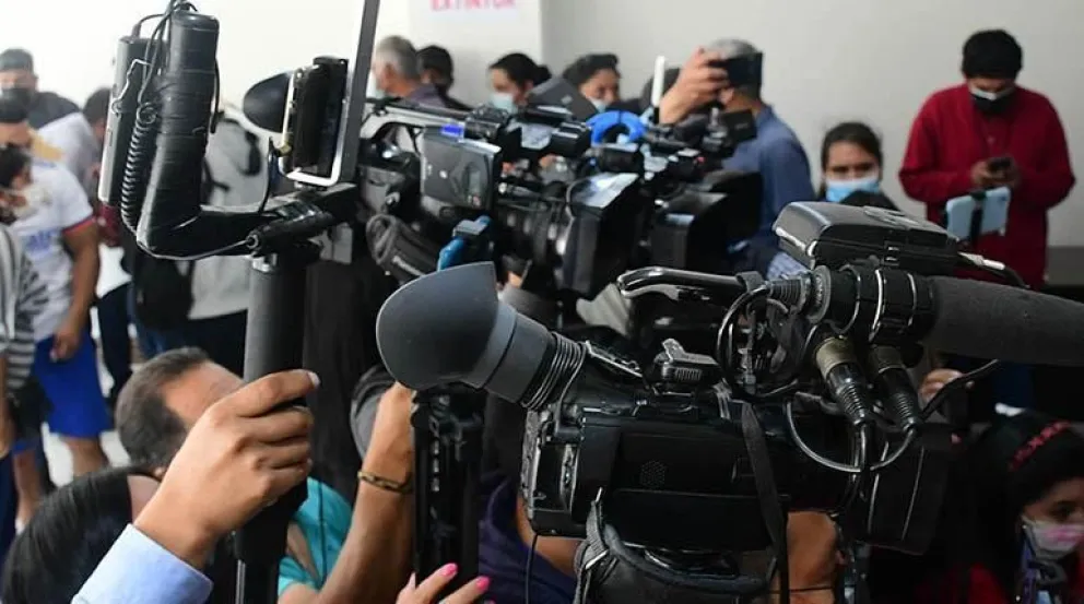 Periodistas durante una cobertura de prensa. Foto: RRSS
