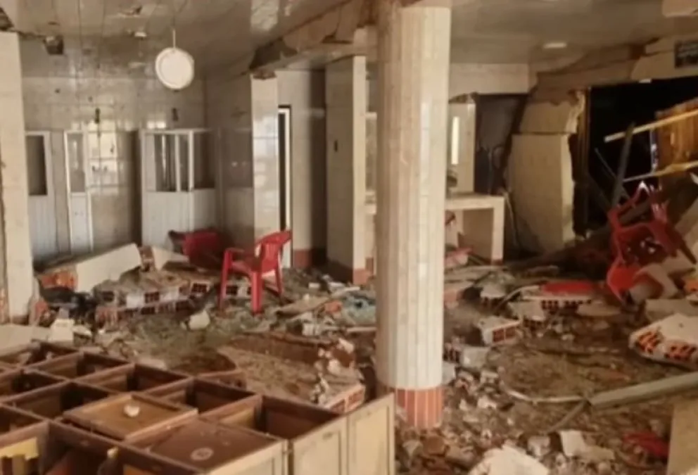 Los daños en las instalaciones como producto de la explosión. Foto: Captura de video