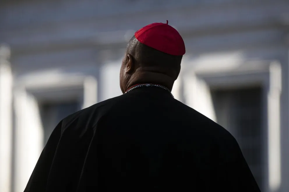 Uno de los cardenales en el Vaticano. Foto: EFE