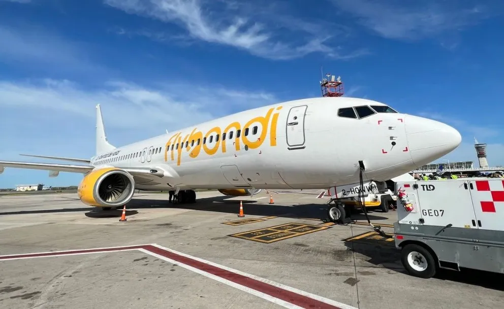 Una de las naves de la aerolínea argentina Flybondi. Foto: https://flybondi.com