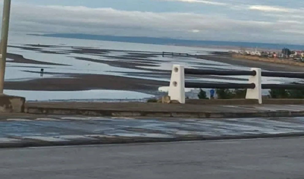 Una imagen de Puerto Williams, donde se alertó sobre el posible tsunami. Foto: @LaHoraMX