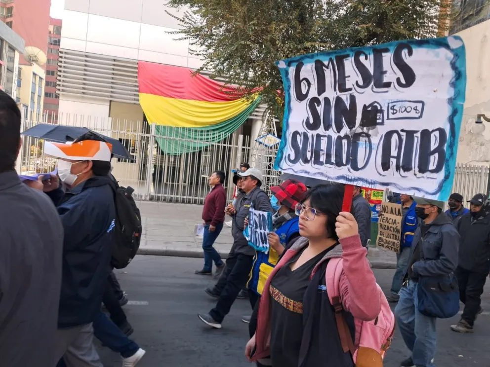 Marcha de los trabajadores de ATB, el 1 de mayo. Foto: ANPB
