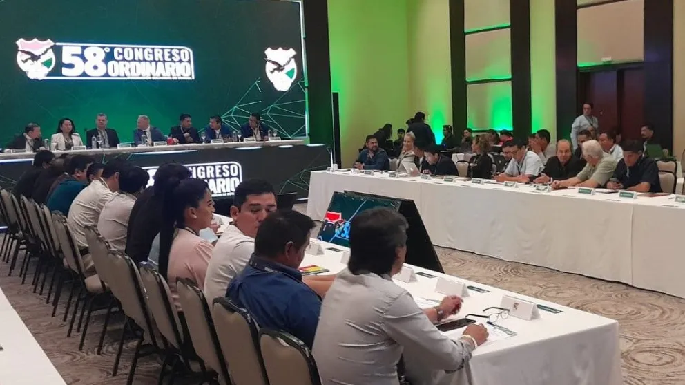 La anterior sesión de Congreso Ordinario de la FBF fue en abril en Santa Cruz. Foto: FBF