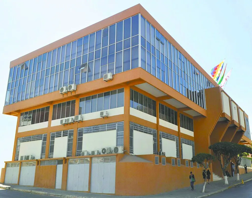 La fachada del Tribunal Constitucional Plurinacional (TCP). Foto: TCP