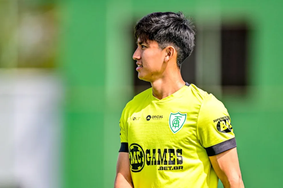 Miguel Terceros en un entrena iento del club América MG. Foto: AMG