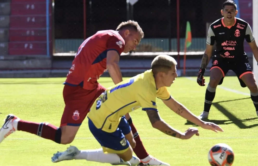 ABB y Guabirá firmaron una igualdad en Villa Ingenio. Foto: Agencia Marka Registrada. 