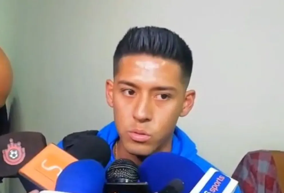 Ramiro Vaca, a su llegada a La Paz con la delegación de Bolívar. Captura video. 