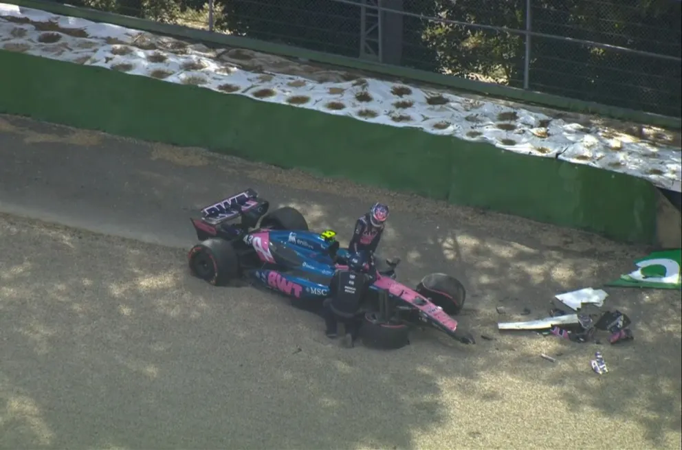 Colapinto sale ileso de su coche en Imola. Foto: Fórmula Uno.