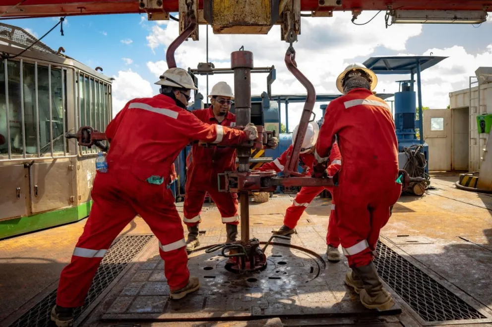 Pozo exploratorio Sirari West X1 descubre petróleo en el reservorio Sara.   Foto: YPFB Corp.