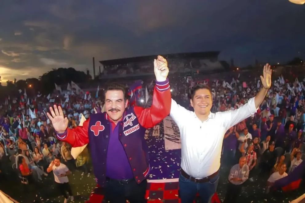 Reyes Villa y Medrano en un acto público.  Foto: Captura RRSS