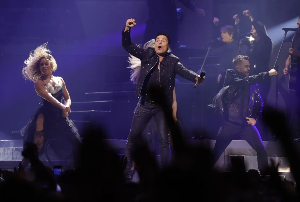 Chayanne durante el concierto en A Coruña enmarcado en la gira 'Bailemos otra vez'. Foto: EFE