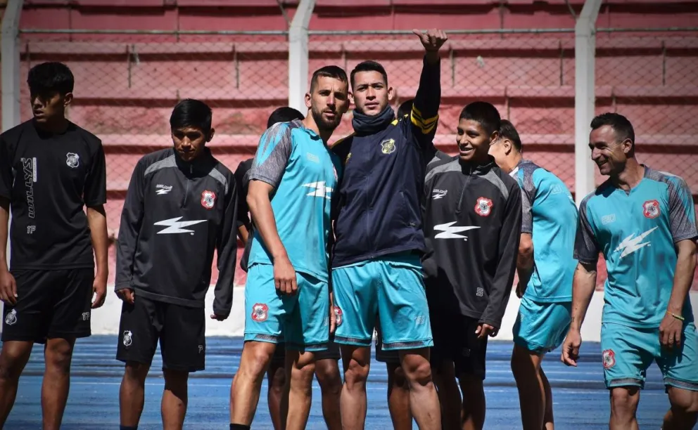 Jugadores del cuadro potosino durante una práctica. Foto: Nacional Potosí.
