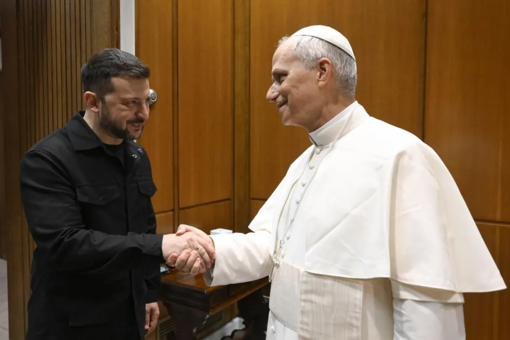 EL papa León XIV recibió el domingo en una audiencia en el Vaticano al presidente de Ucrania, Volodimir Zelenski. Foto: EFE