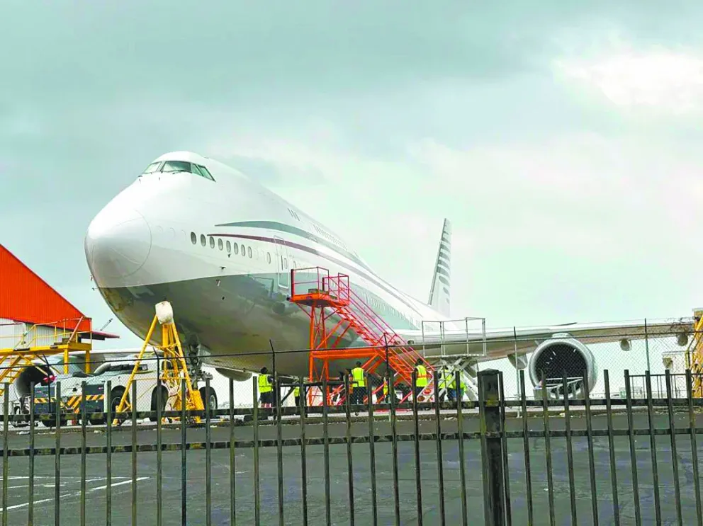 El 747-800, el "palacio en el cielo" que regaló Catar a EEUU. Foto: @AtaRDecer_do