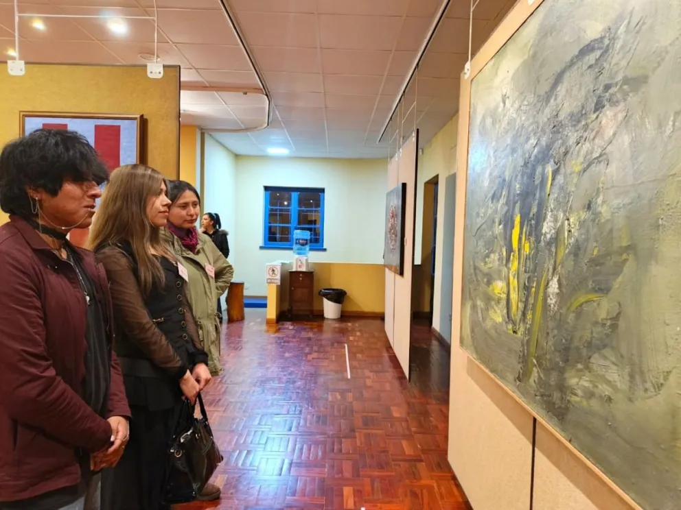 Espectadores en la Casa Museo Inés Córdova-Gil Imaná. FOTO: Museo Nacional de Arte