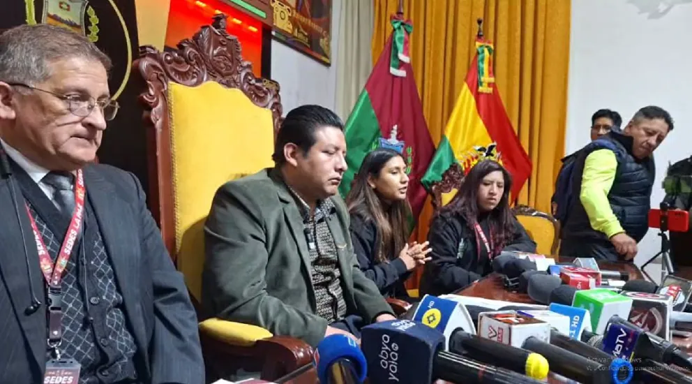 El gobernador de La Paz Santos Quispe durante su informe a la prensa. Foto: Visión 360