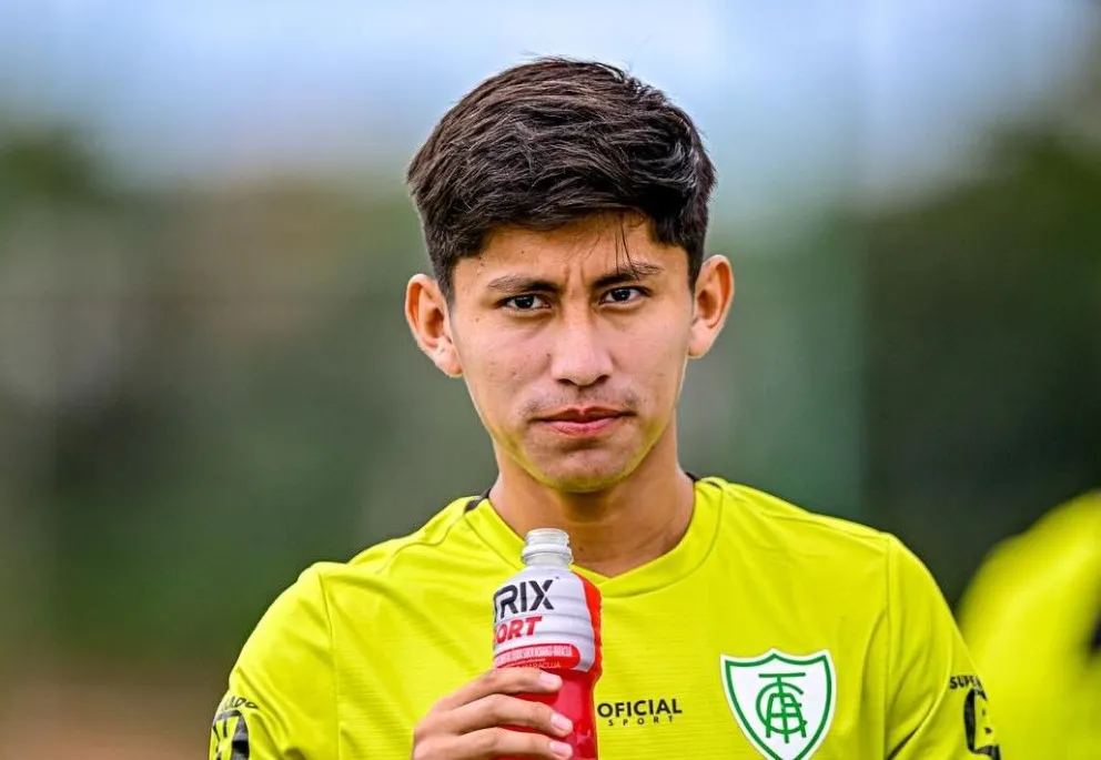 Miguel Teerceros en una práctica de su club en Belo Horizonte. Foto América FC.